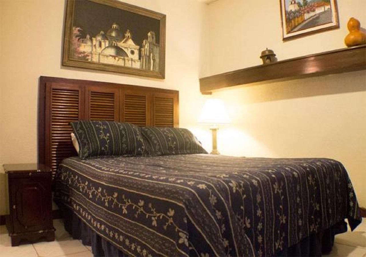Apart-Hotel Posada San Judas グアテマラシティ エクステリア 写真
