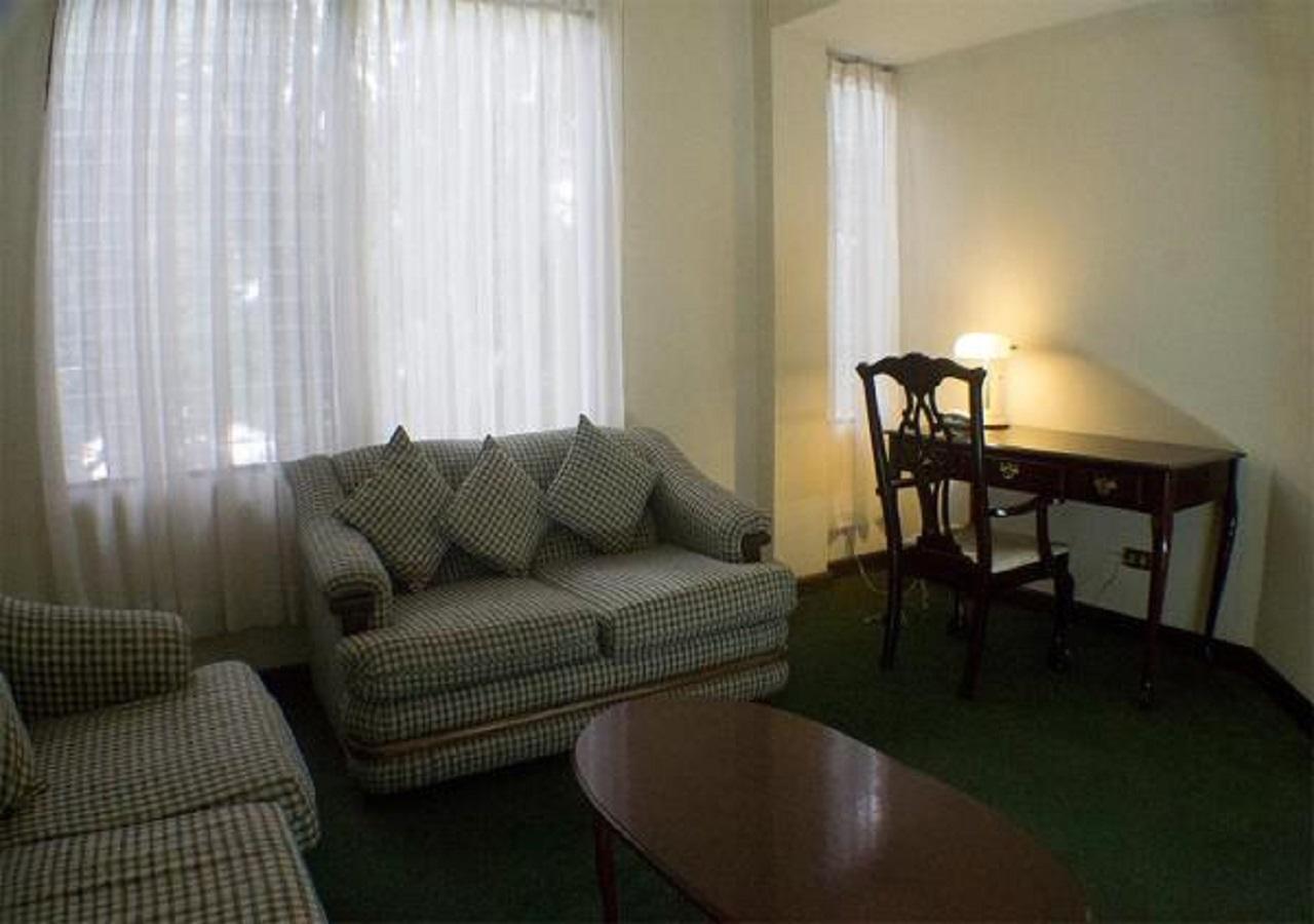 Apart-Hotel Posada San Judas グアテマラシティ エクステリア 写真
